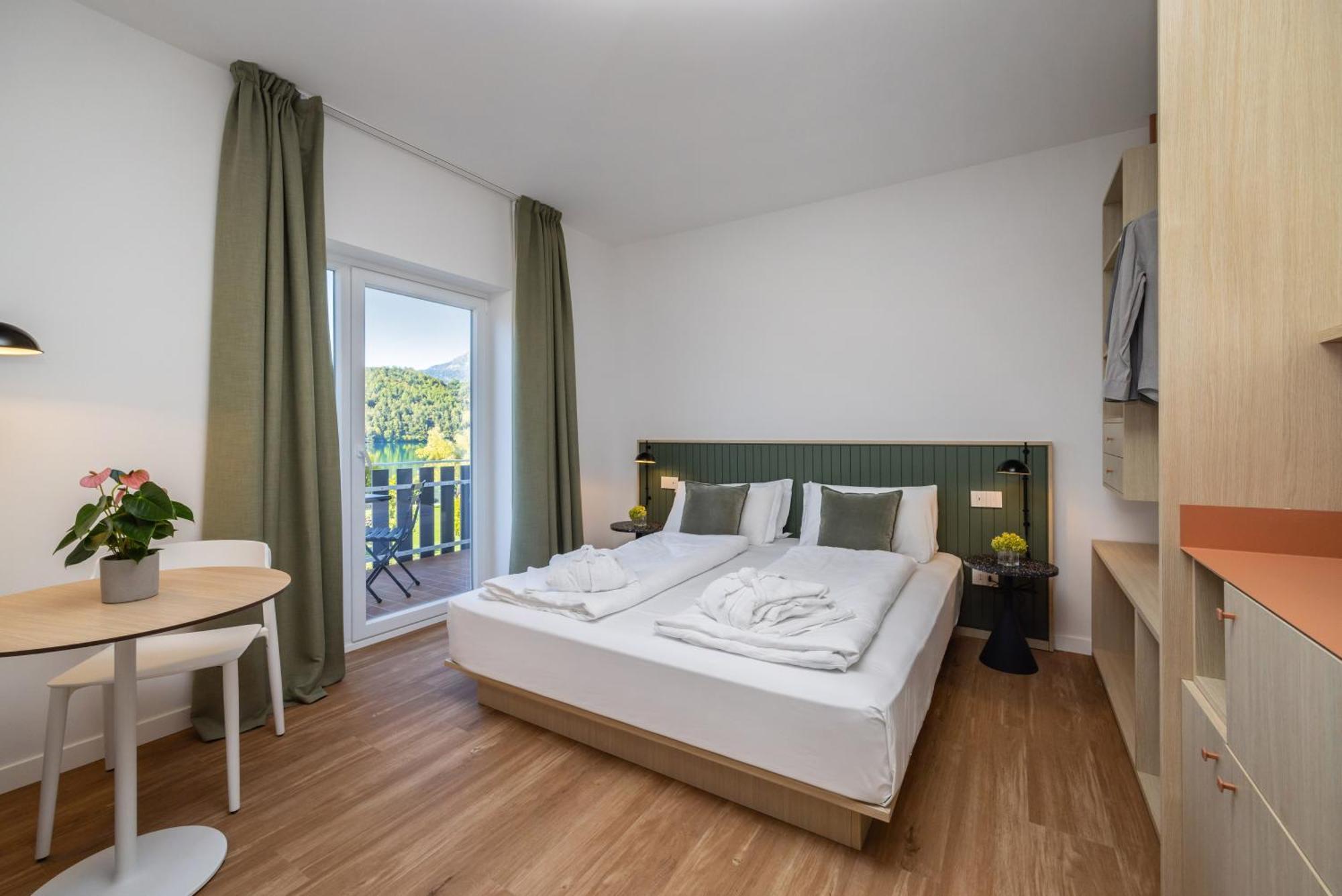 Hotel Al Sorriso Greenpark & Wellness Levico Terme Room photo
