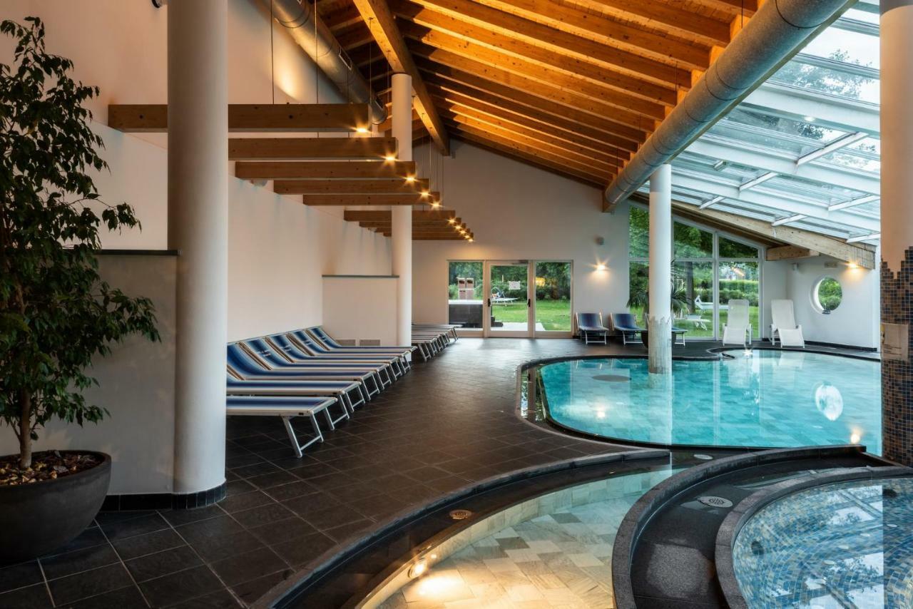 Hotel Al Sorriso Greenpark & Wellness Levico Terme Exterior photo