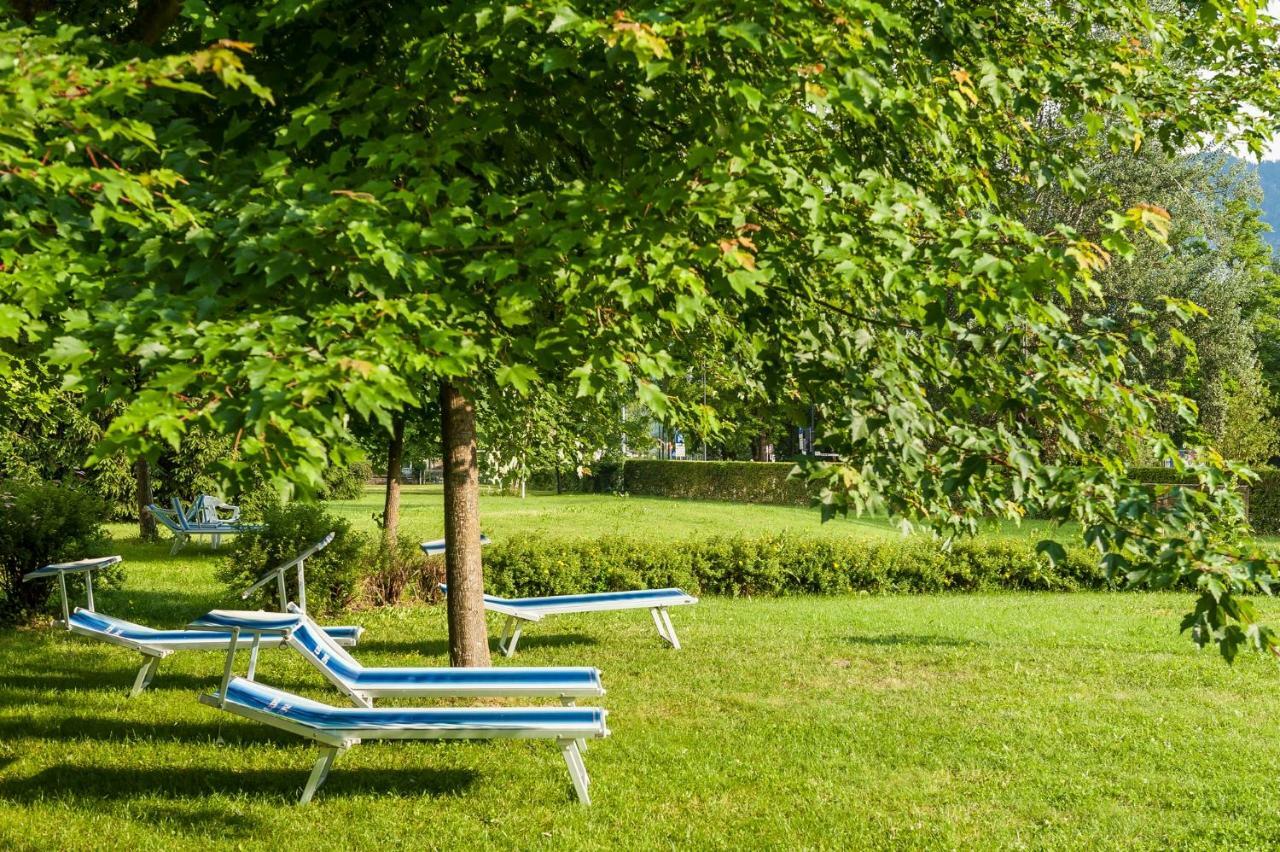 Hotel Al Sorriso Greenpark & Wellness Levico Terme Exterior photo